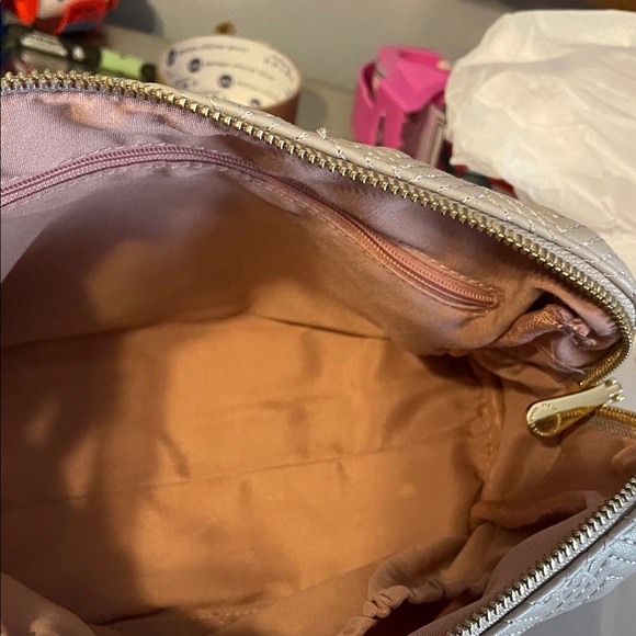 Vince Camuto Quilted Cream Cosmetic Bag - Picture 6 of 9